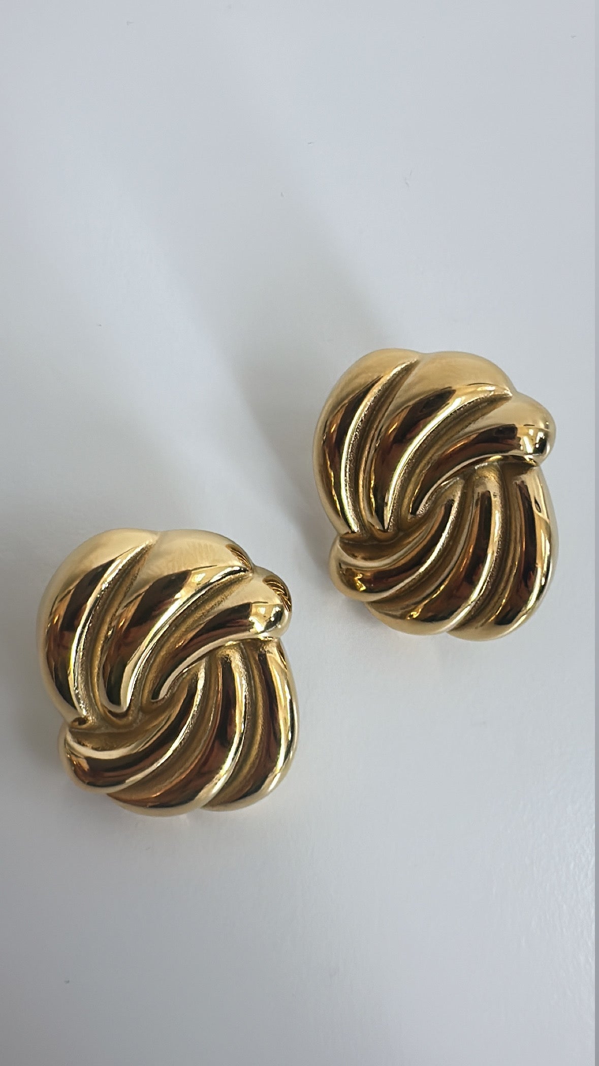 Coley - Gold Statement Earring