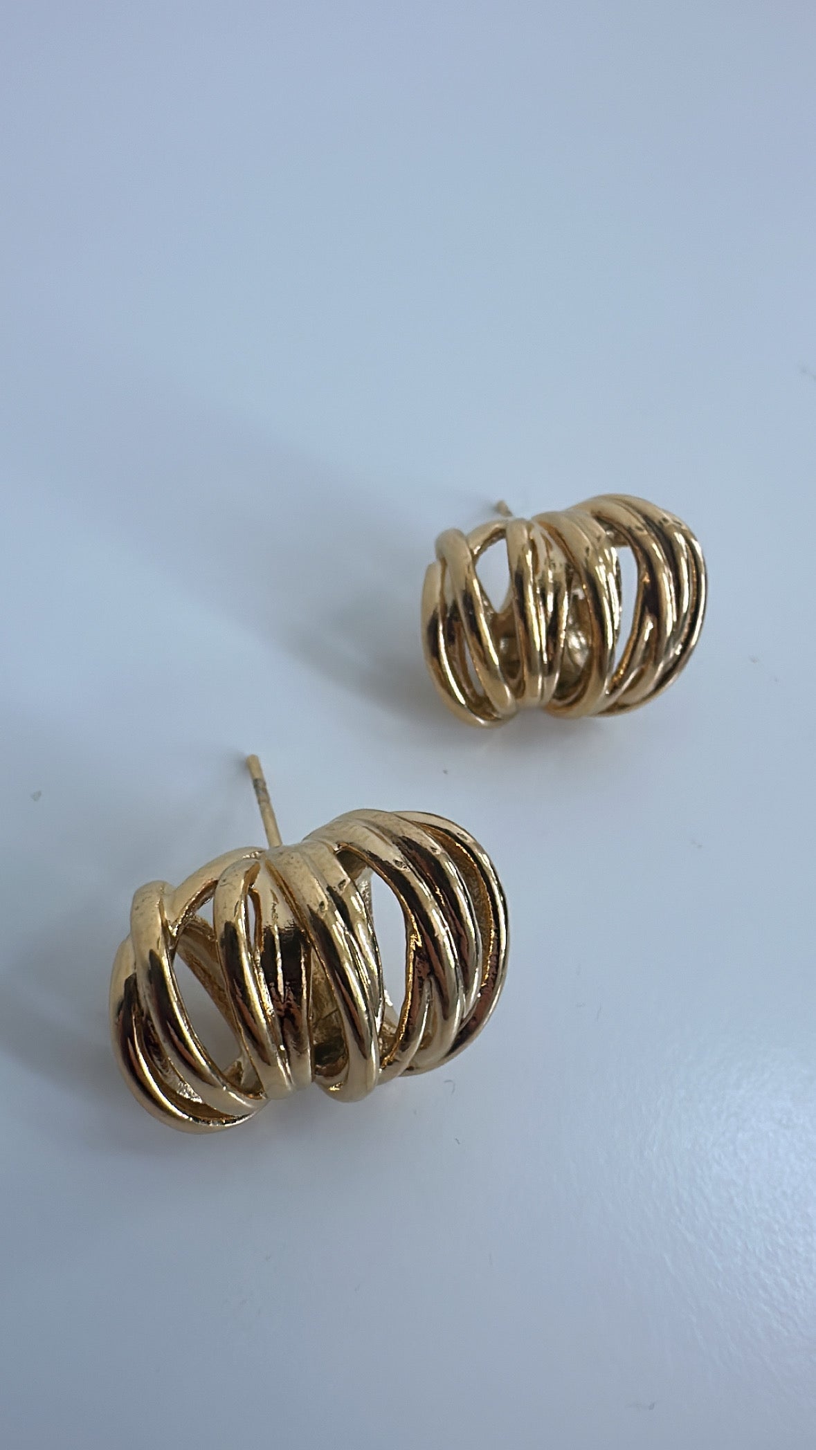 Cici - Gold Hoop Earring