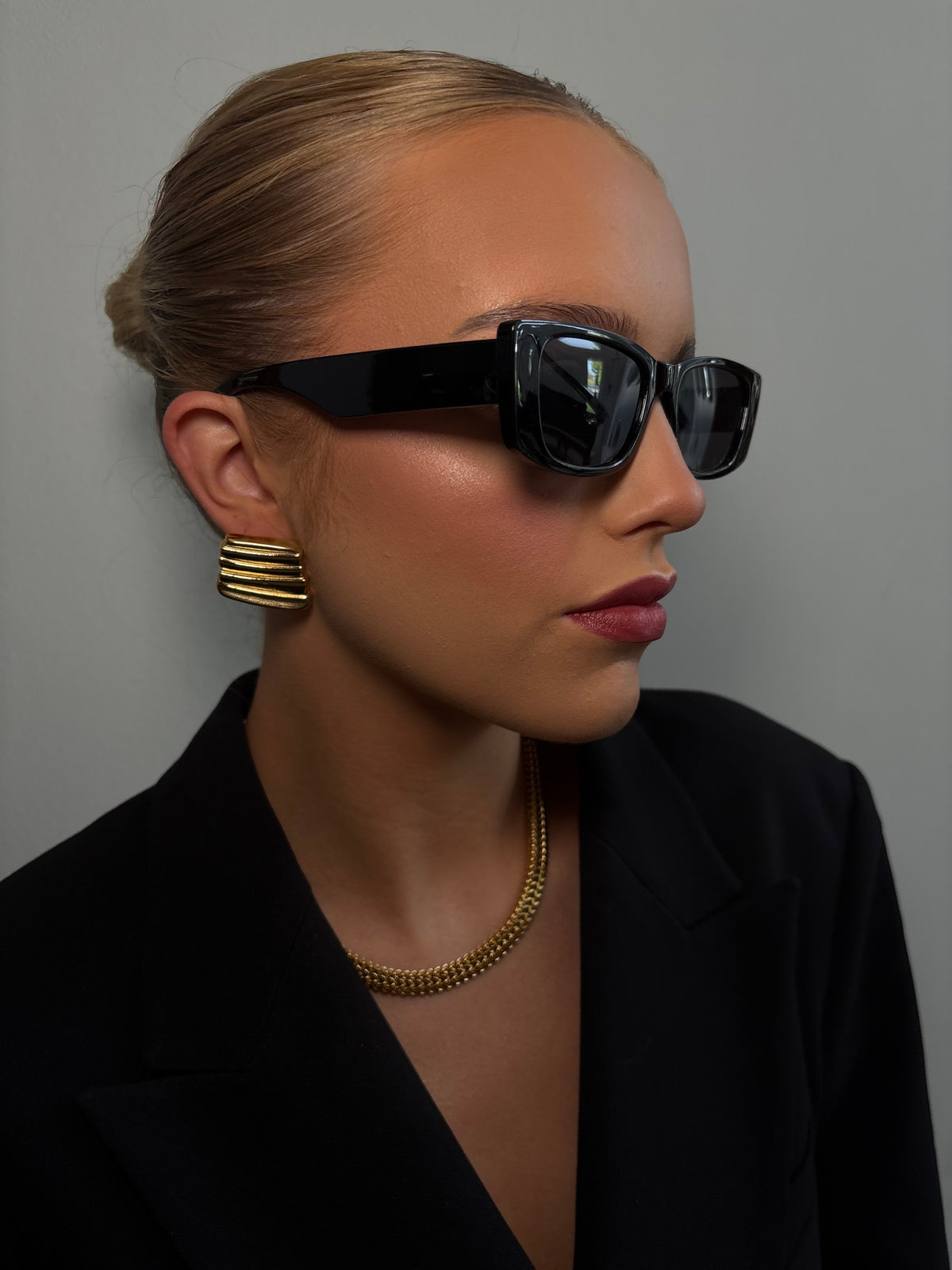 Bonnie - Gold Statement Earring