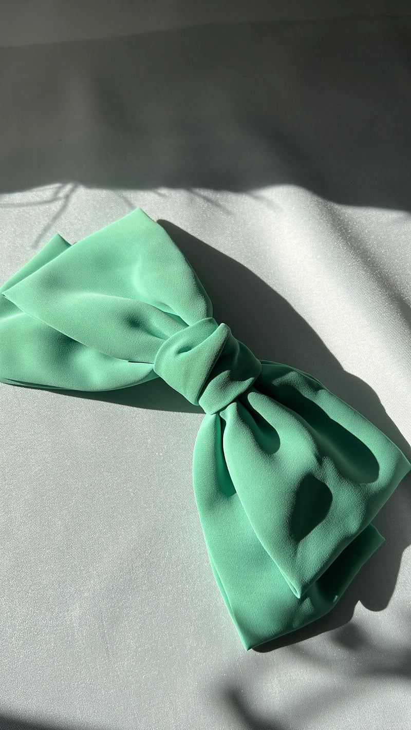 Sara mint bow 