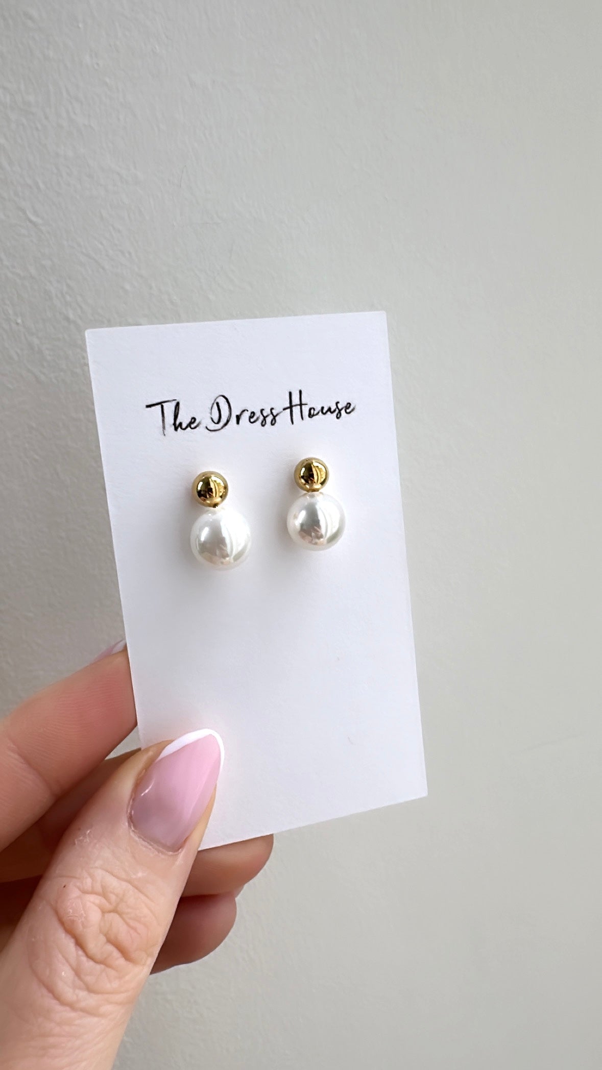 Vera pearl|gold earrings 