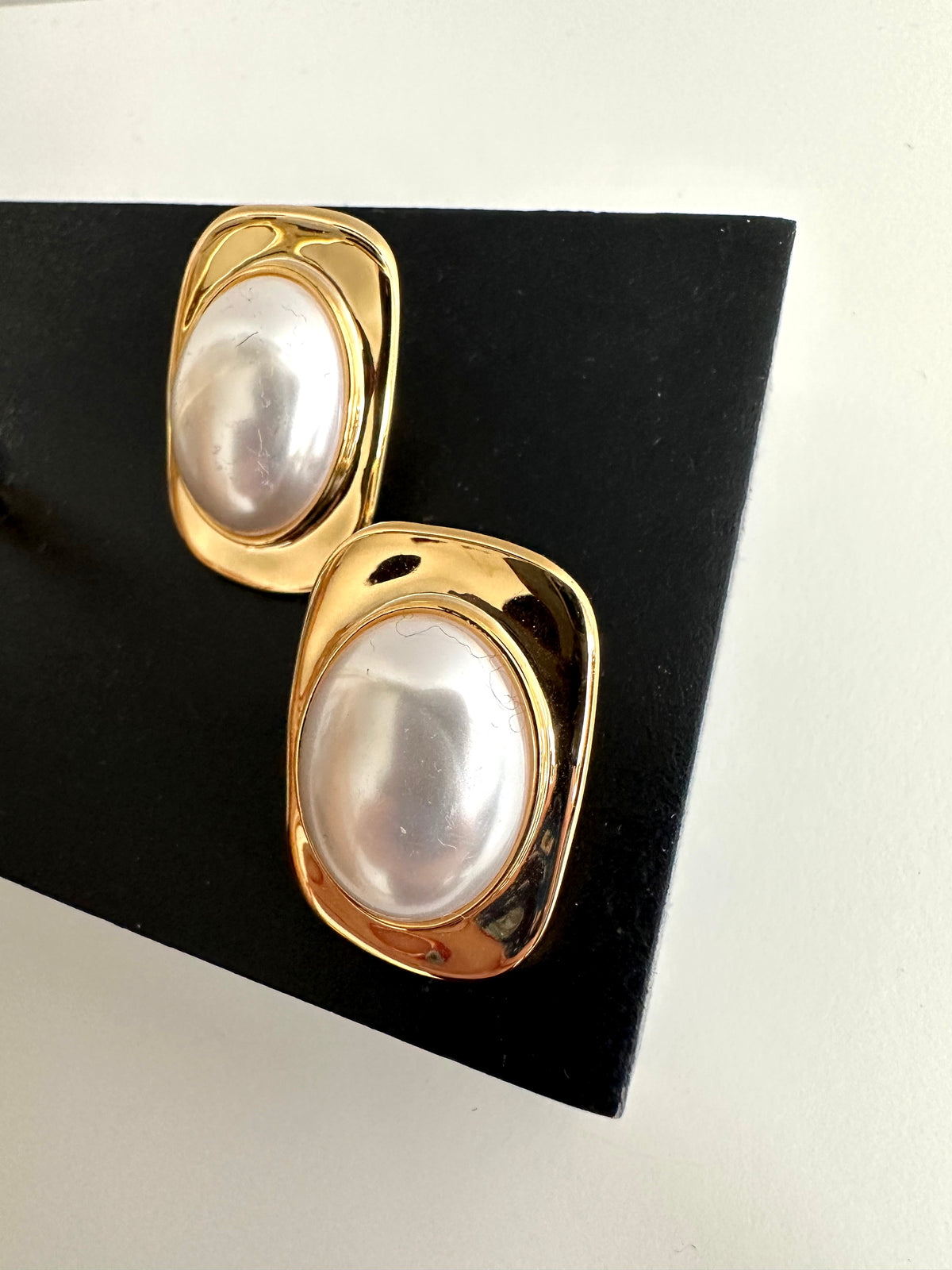 Jaya pearl|gold  