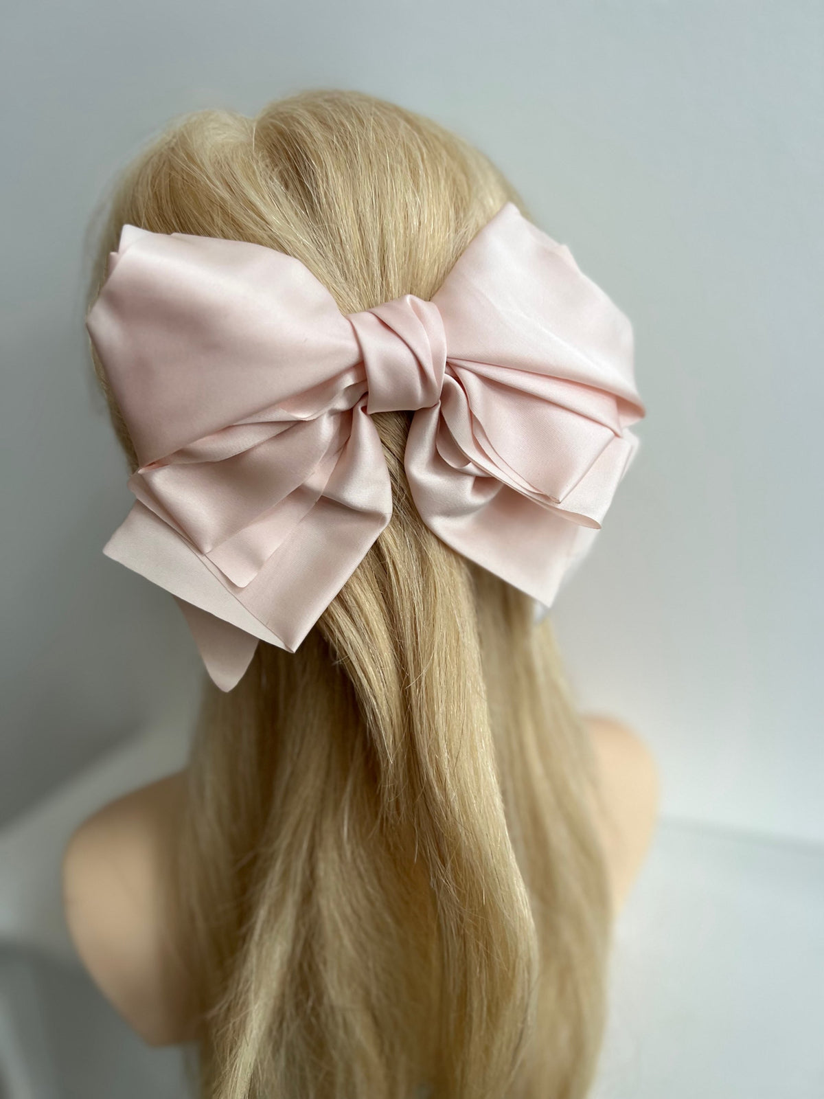 Chloe bow peach 