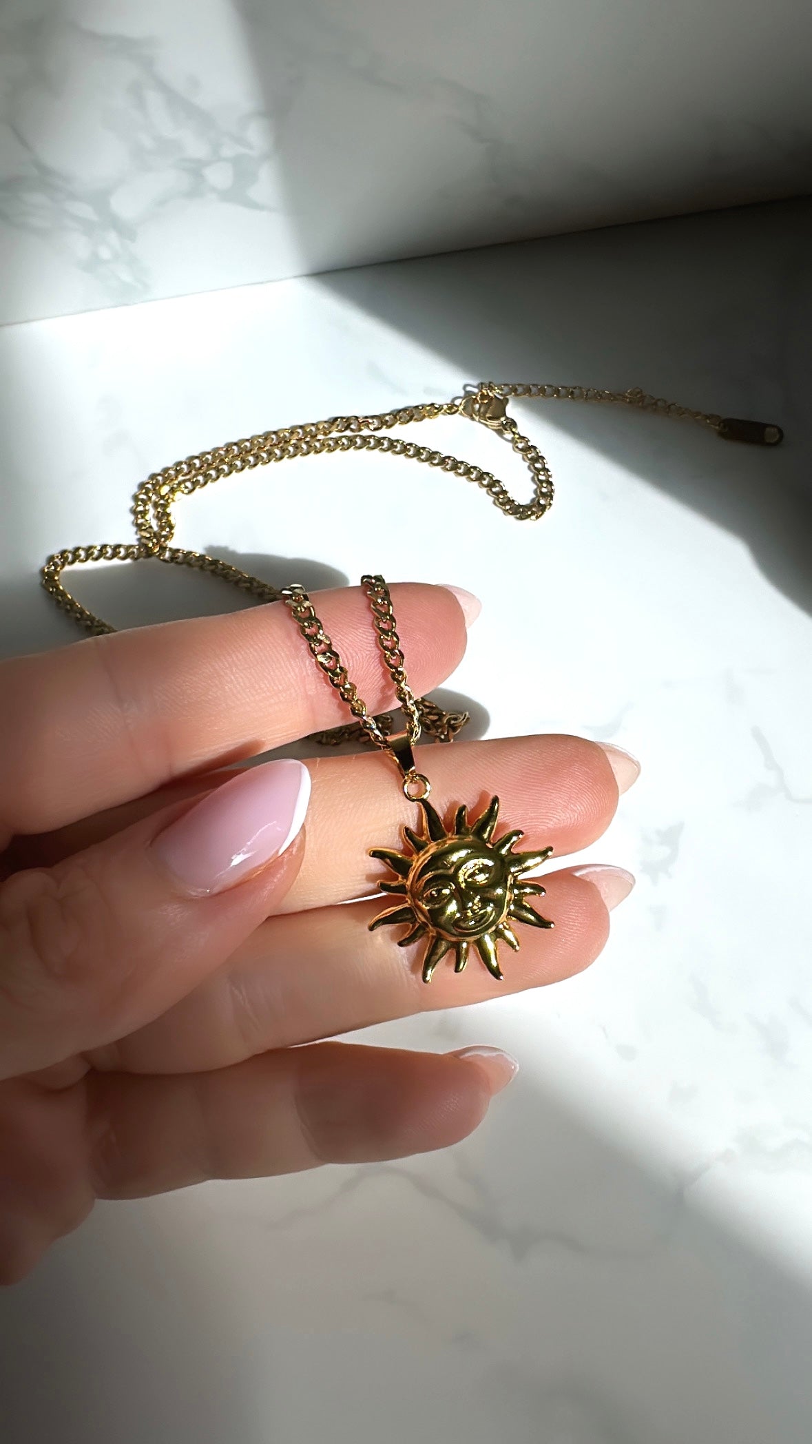 Sarah sun necklace 