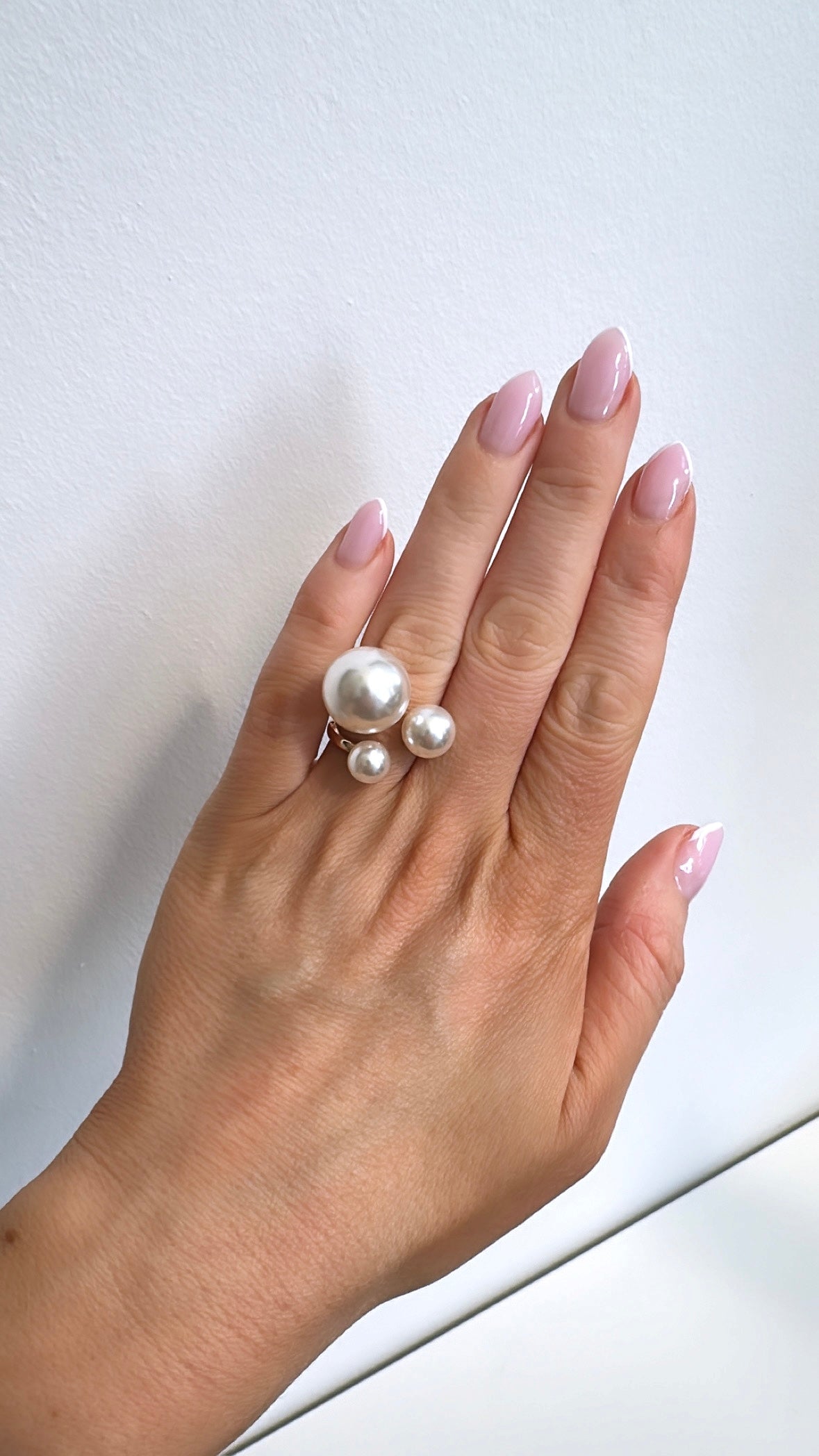 Stacy pearl adjustable ring 