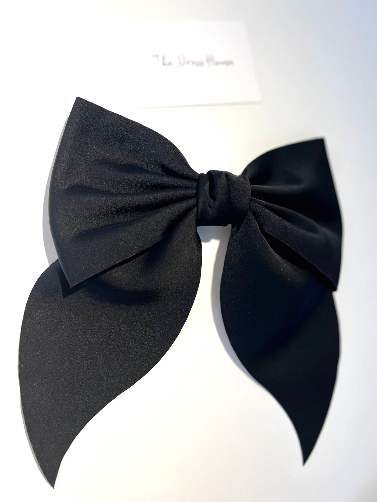 Lily black bow