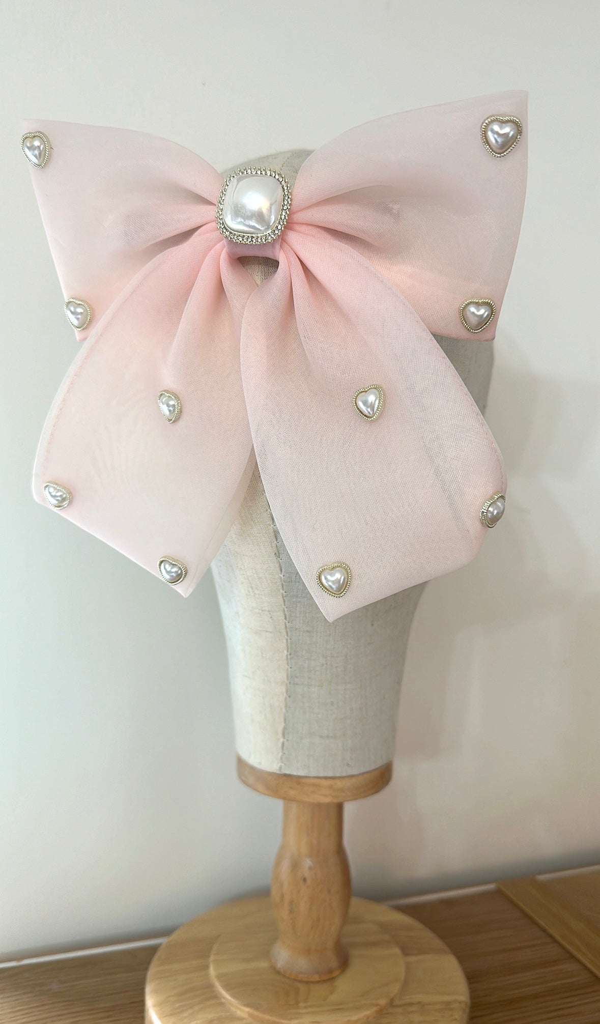 Elsie pink pearl bow 