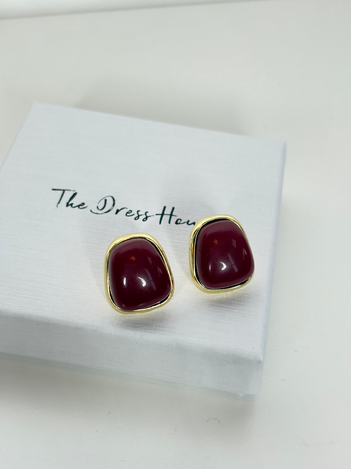 Sienna - Burgundy Gold Stud