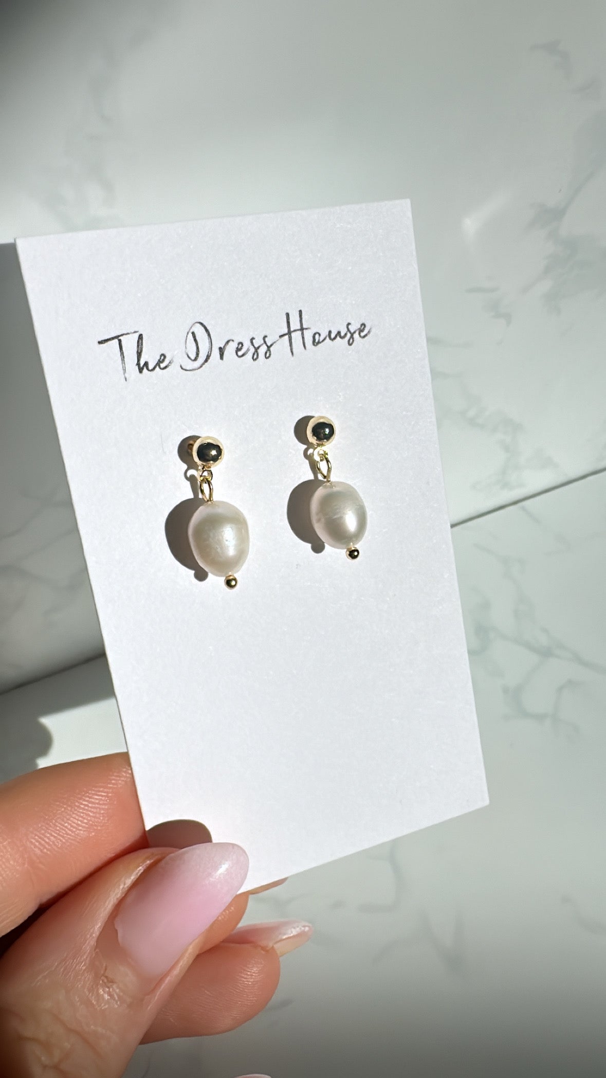 Suzanne - Pearl Gold Earring