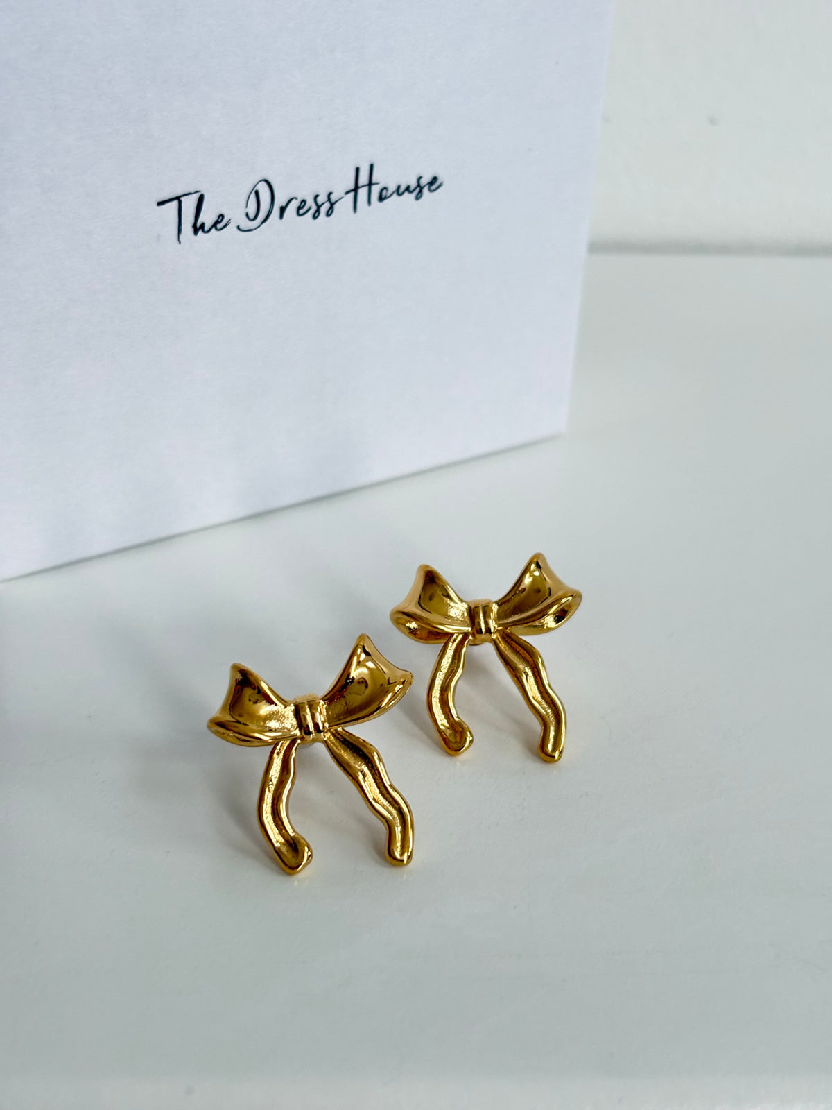 Bety - Gold Bow Earring