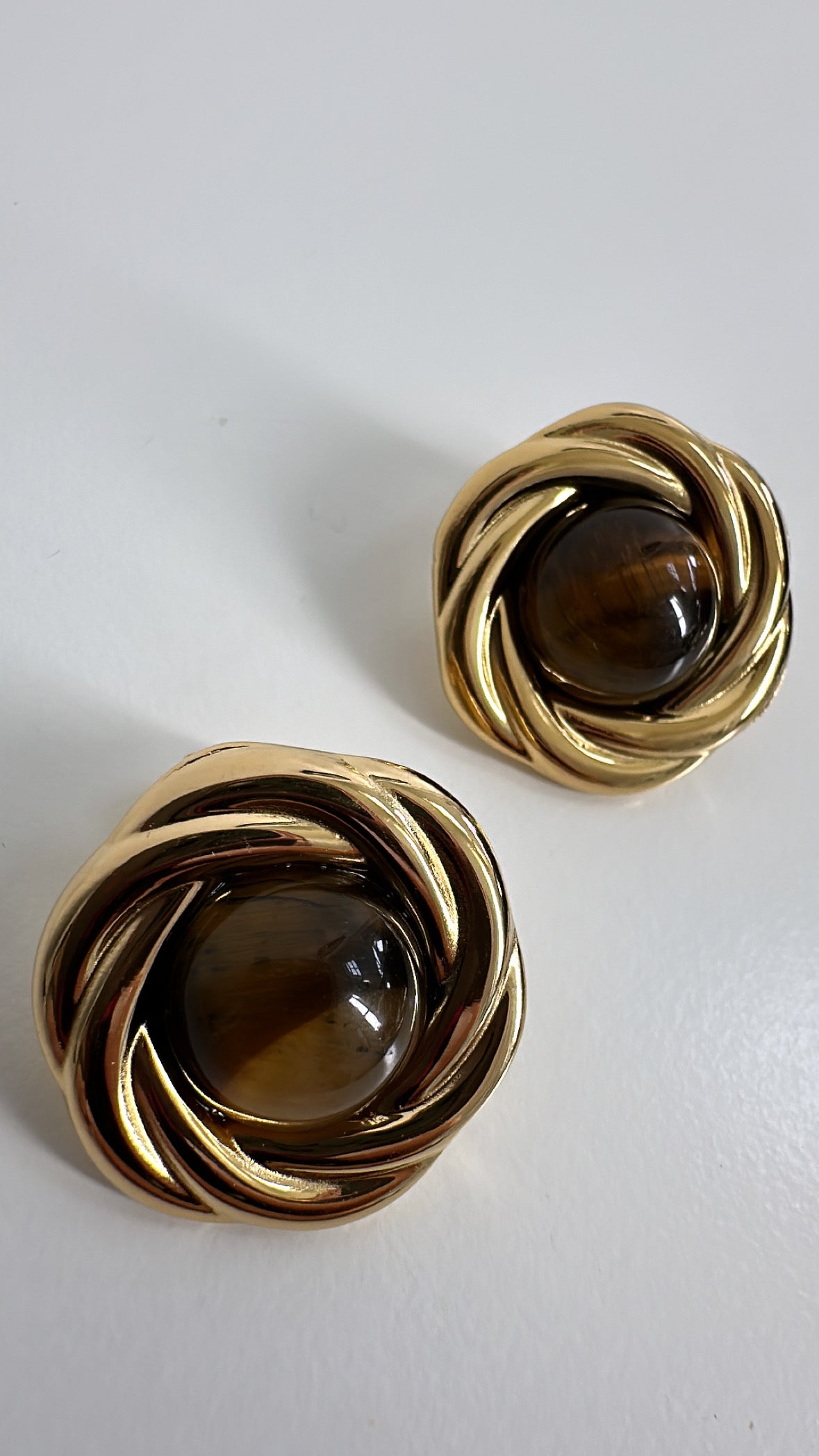 Ona - Tortoise Gold Earring