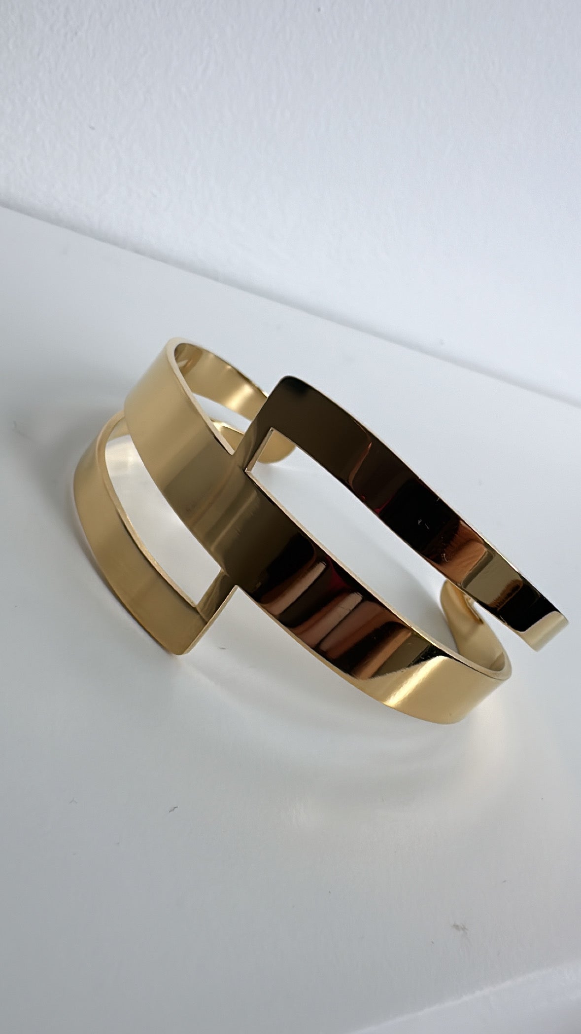 Roa - Gold Cuff Bangle