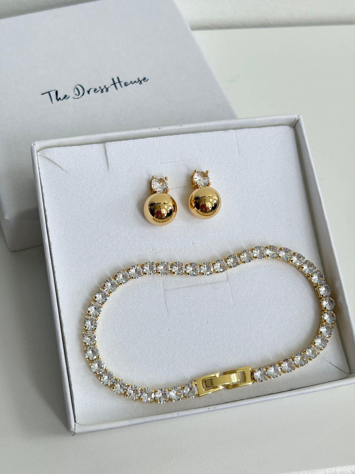 Mabel Set - Gold Earring Bracelet Set