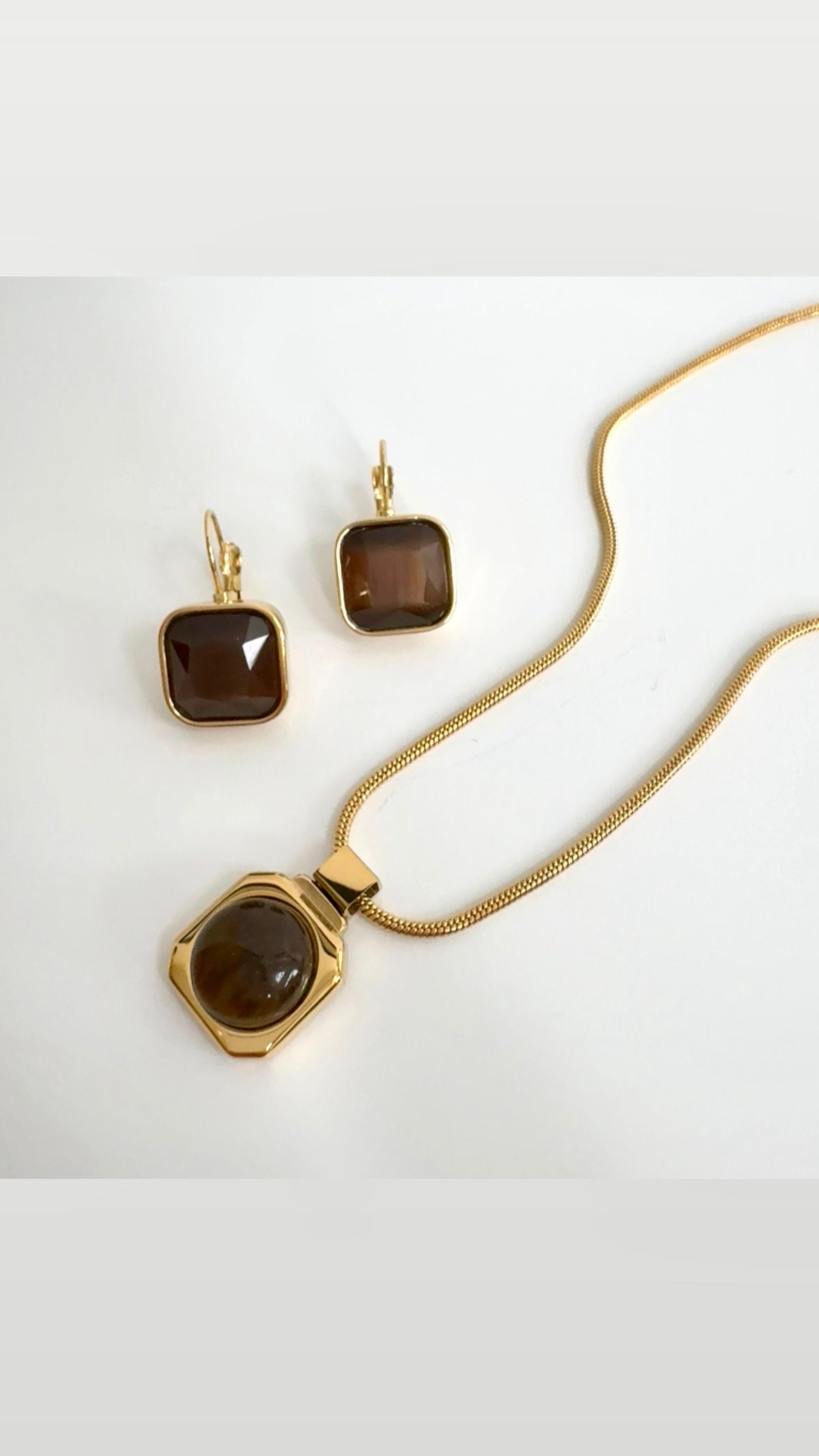 Florence - Gold Tortoise Earring Necklace Set